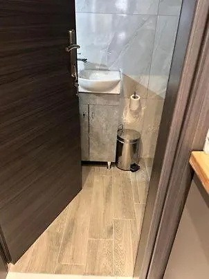 Greysuites