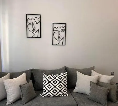 Greysuites *